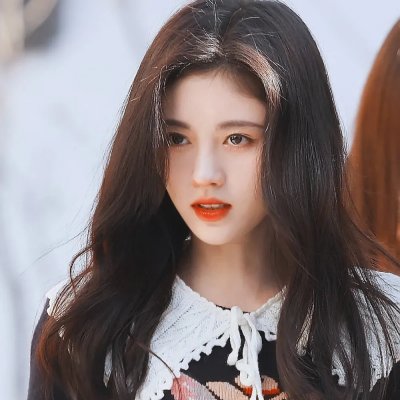 总之就是非常可爱～制服～